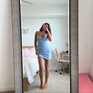 Mini floral v neck mini dress
Simple cute casual sun dress
Pacsun BRAND NEW